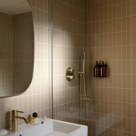 Nuage Hotel 4*
